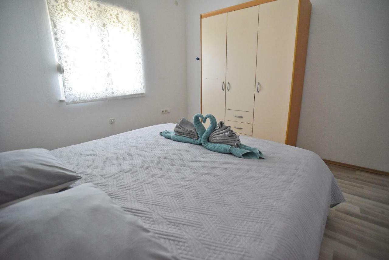 Mihaela apartment Zadar Bagian luar foto
